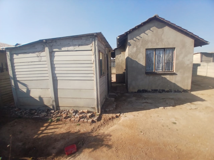 2 Bedroom Property for Sale in Etwatwa Gauteng