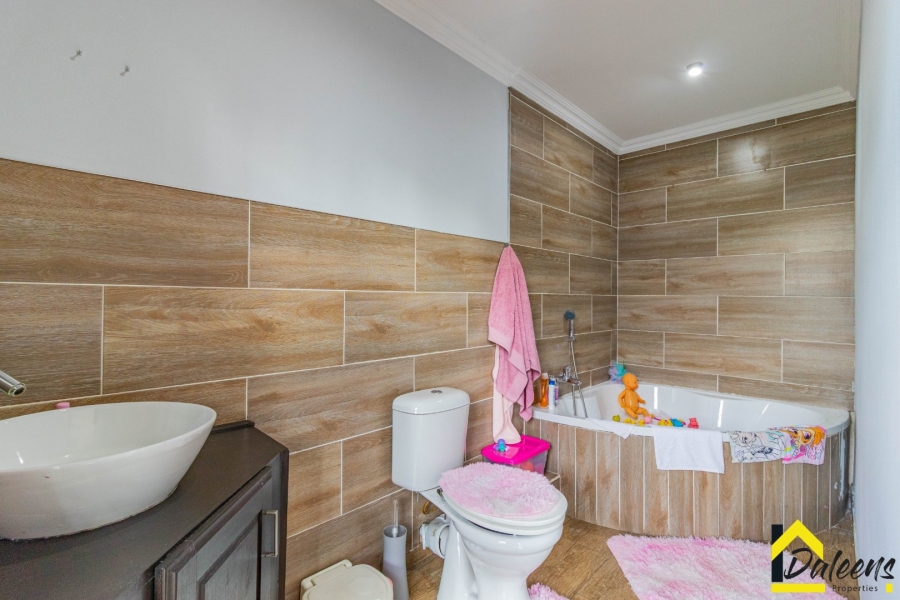 4 Bedroom Property for Sale in Lilianton Gauteng