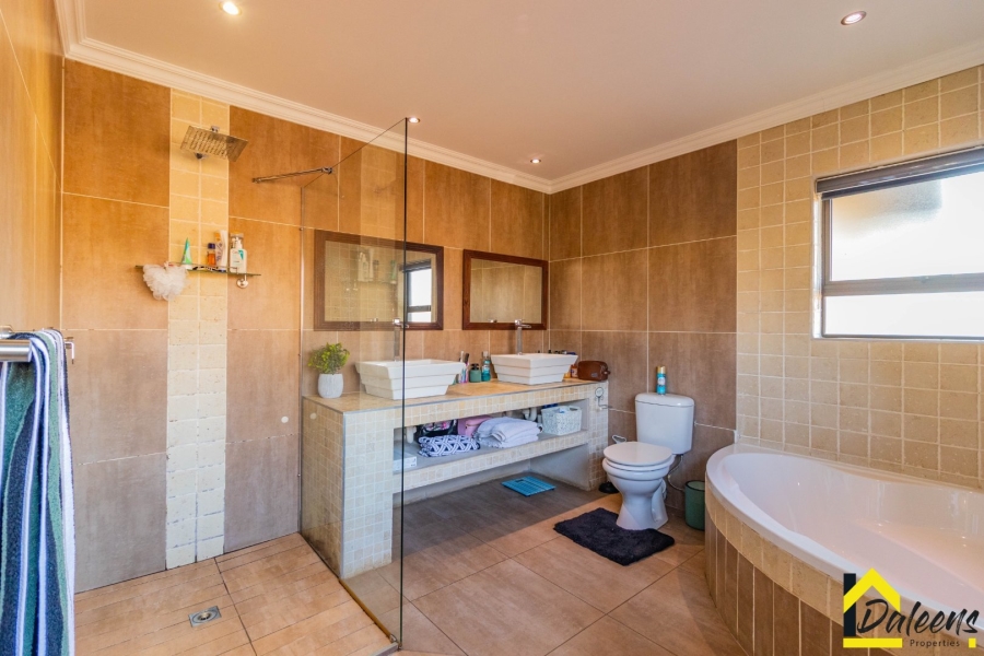 4 Bedroom Property for Sale in Lilianton Gauteng