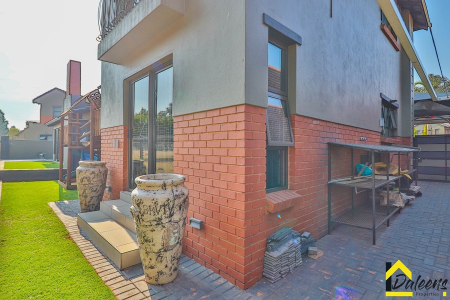 4 Bedroom Property for Sale in Lilianton Gauteng