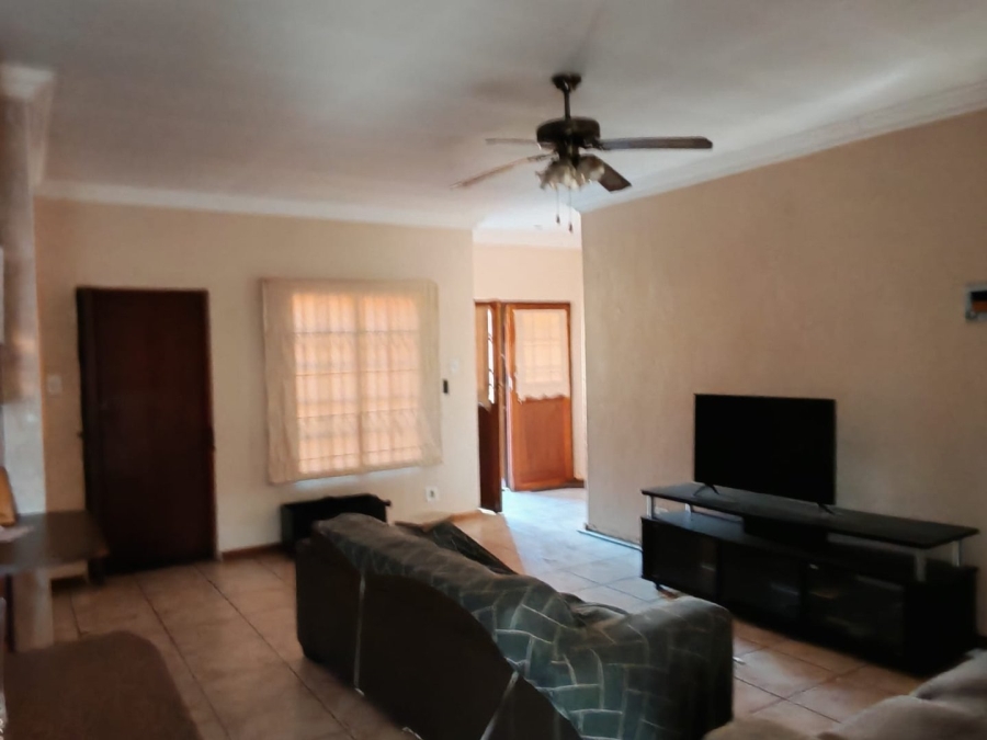 2 Bedroom Property for Sale in Heatherdale AH Gauteng