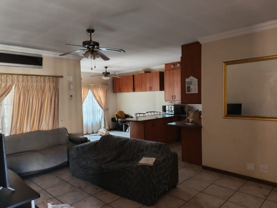 2 Bedroom Property for Sale in Heatherdale AH Gauteng