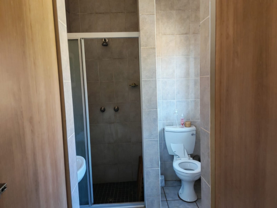 2 Bedroom Property for Sale in Heatherdale AH Gauteng