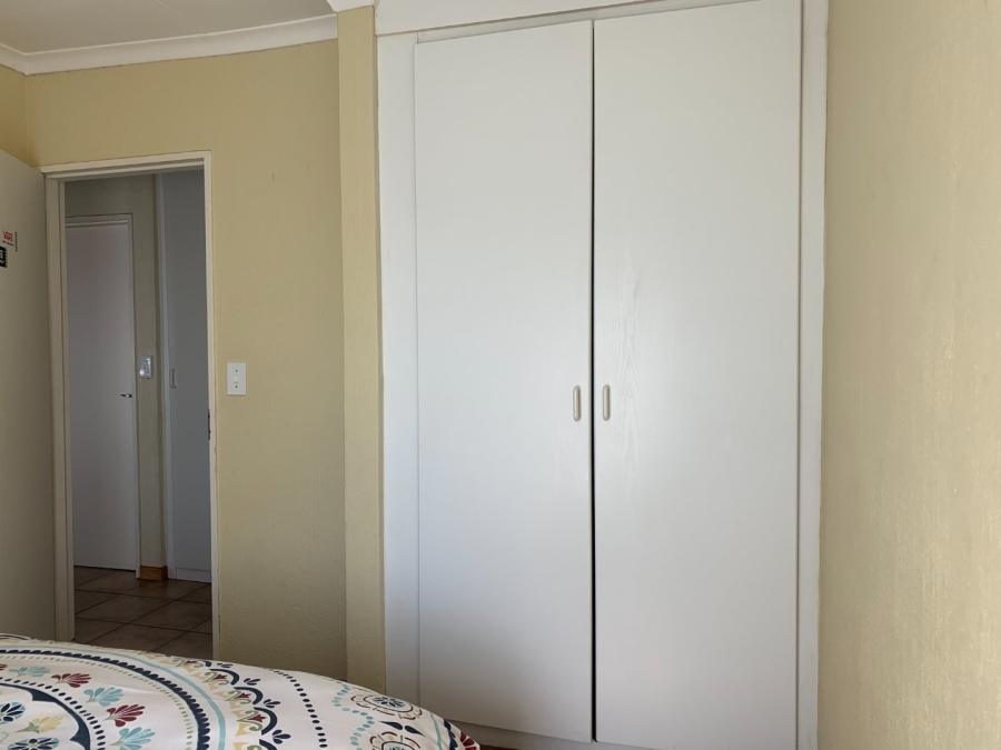 To Let 3 Bedroom Property for Rent in Amberfield Gauteng