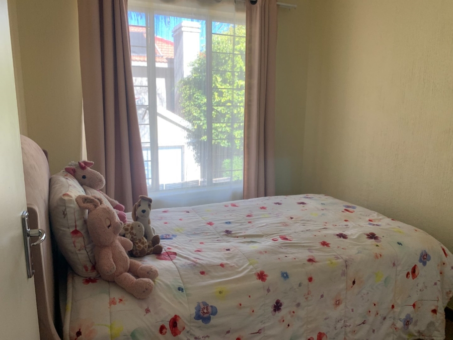 To Let 3 Bedroom Property for Rent in Amberfield Gauteng