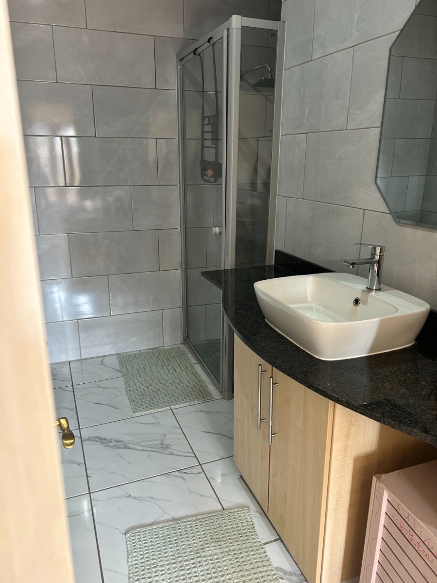 To Let 3 Bedroom Property for Rent in Morningside Gauteng