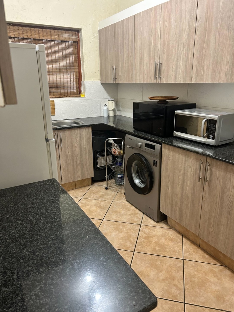 To Let 3 Bedroom Property for Rent in Morningside Gauteng