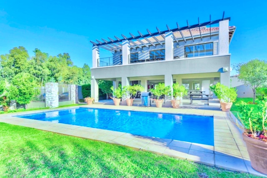 To Let 3 Bedroom Property for Rent in Fourways Gauteng
