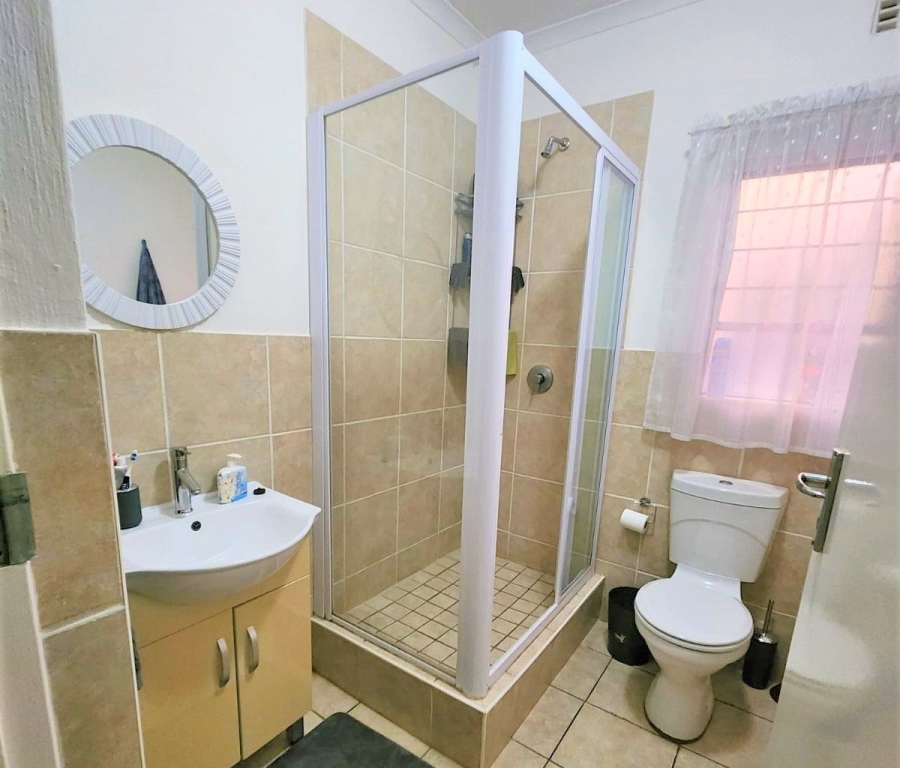 To Let 2 Bedroom Property for Rent in Sugar Bush Estate Gauteng