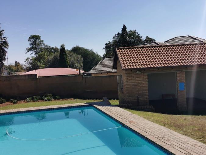 2 Bedroom Property for Sale in The Reeds Gauteng