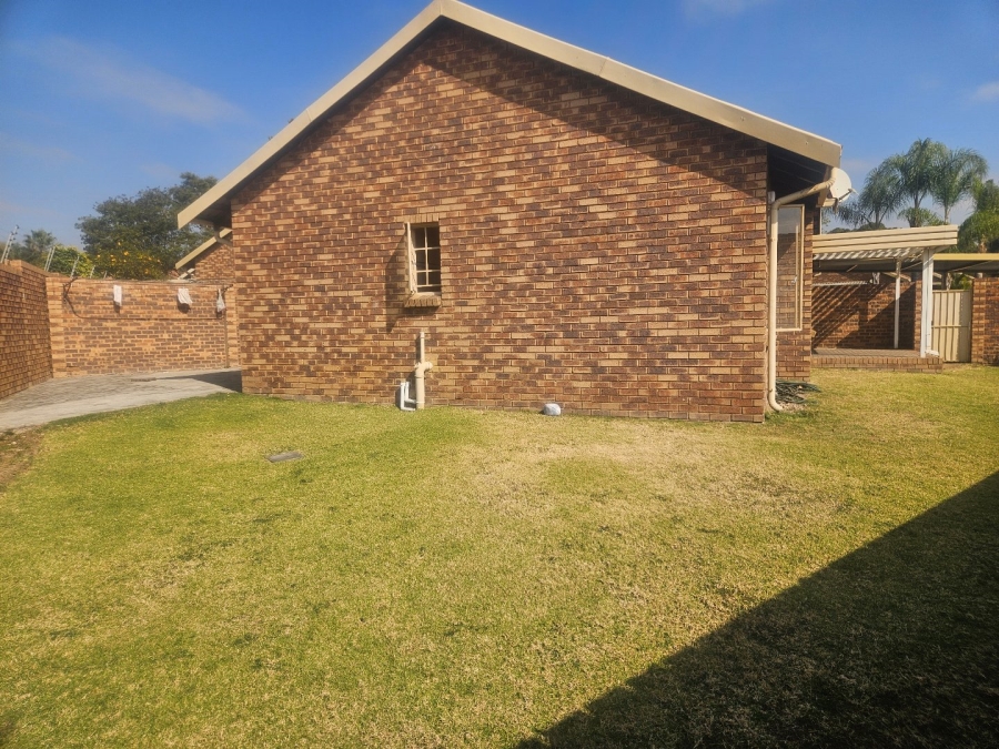 3 Bedroom Property for Sale in Equestria Gauteng
