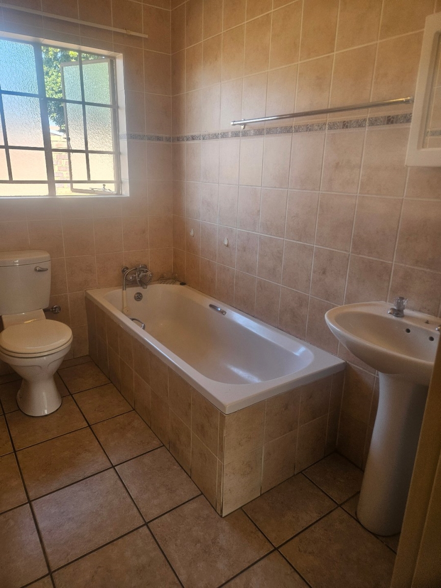 3 Bedroom Property for Sale in Equestria Gauteng
