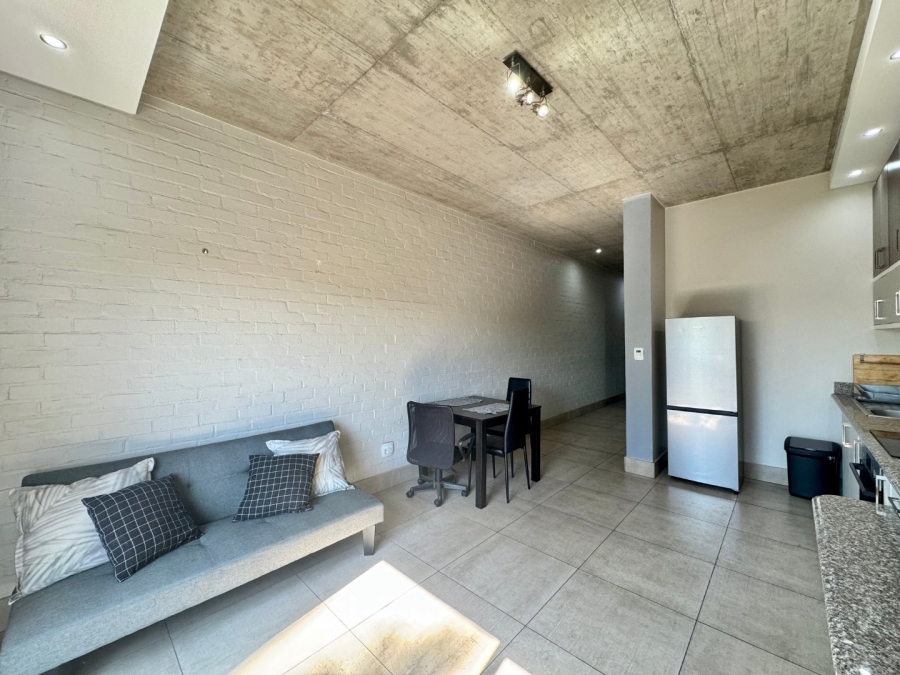 1 Bedroom Property for Sale in Clydesdale Gauteng