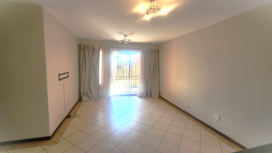 To Let 3 Bedroom Property for Rent in Noordwyk Gauteng