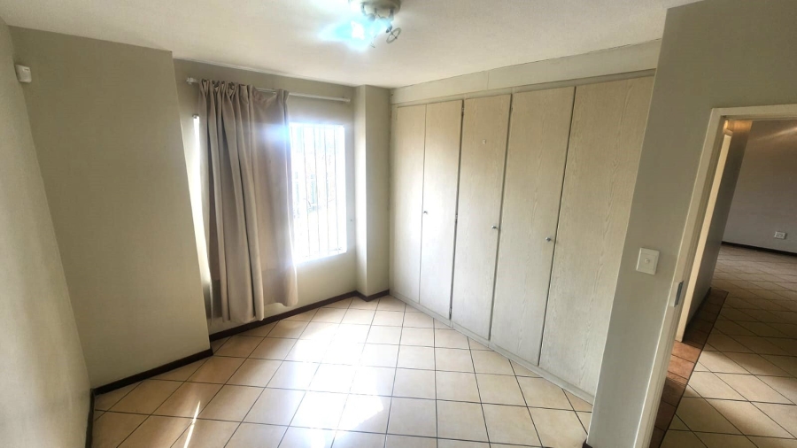 To Let 3 Bedroom Property for Rent in Noordwyk Gauteng
