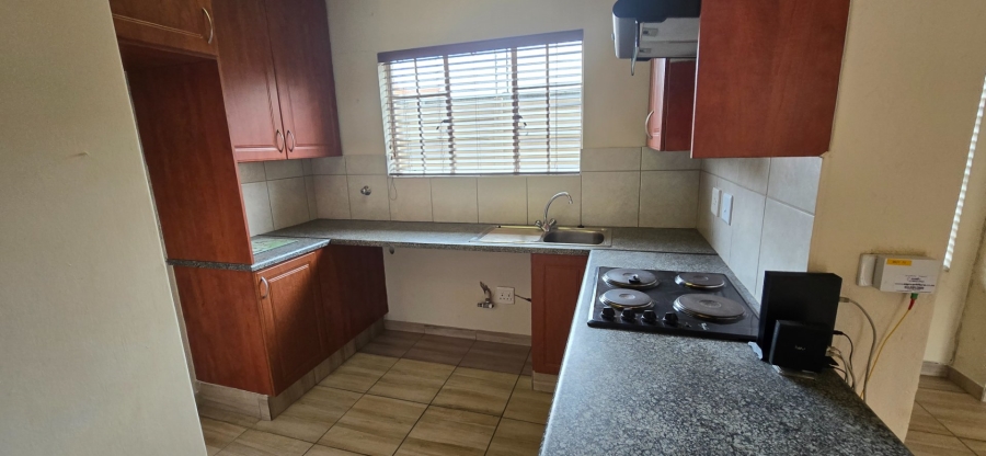 To Let 2 Bedroom Property for Rent in Brentwood Park Gauteng