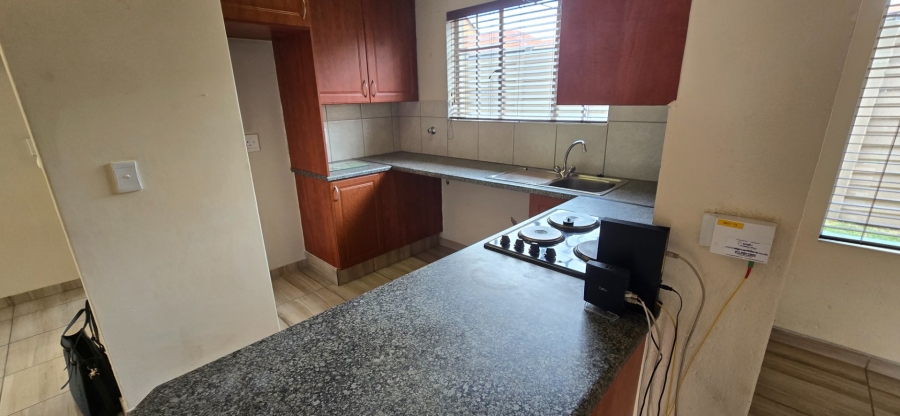 To Let 2 Bedroom Property for Rent in Brentwood Park Gauteng