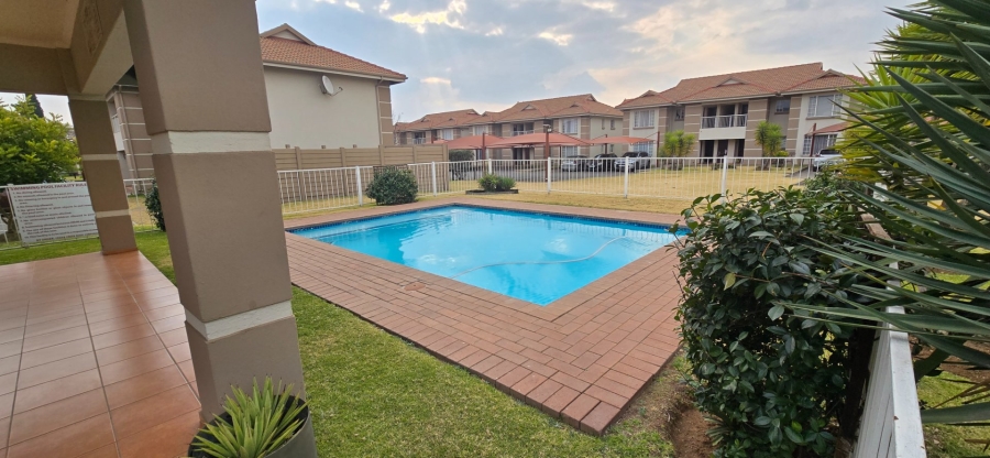 To Let 2 Bedroom Property for Rent in Brentwood Park Gauteng