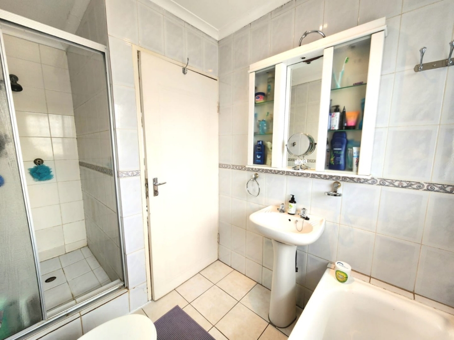 3 Bedroom Property for Sale in Winchester Hills Gauteng