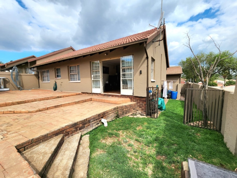 3 Bedroom Property for Sale in Winchester Hills Gauteng