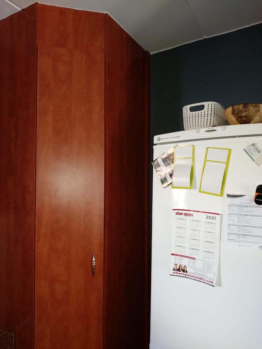 To Let 3 Bedroom Property for Rent in Heuwelsig Estate Gauteng