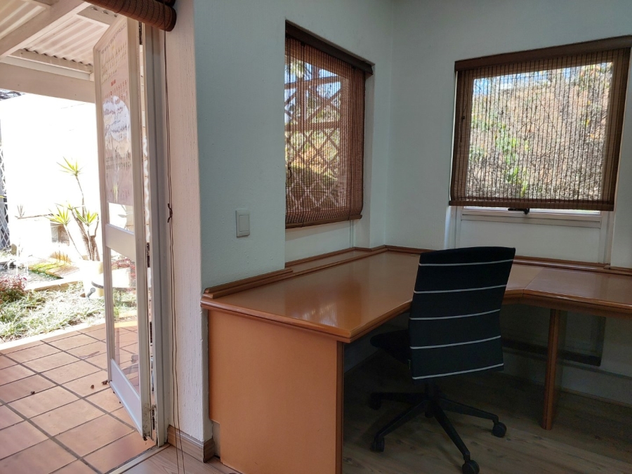 To Let commercial Property for Rent in Woodmead Gauteng