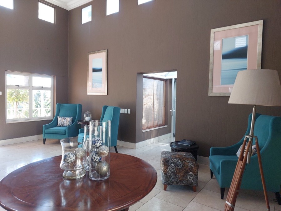 To Let commercial Property for Rent in Woodmead Gauteng