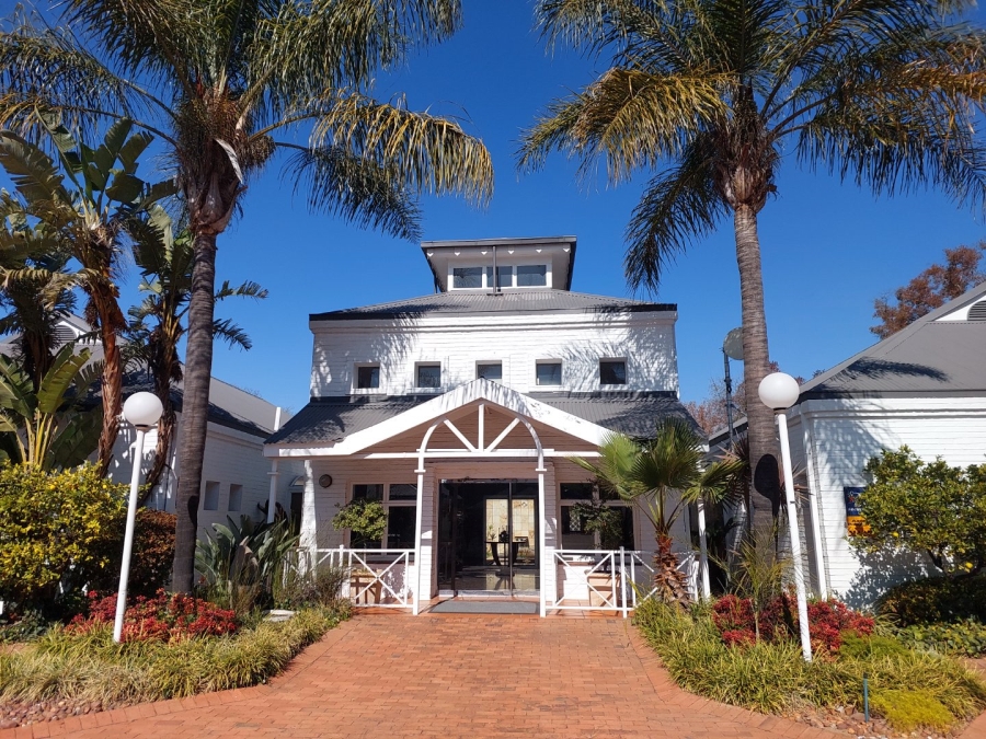 To Let commercial Property for Rent in Woodmead Gauteng