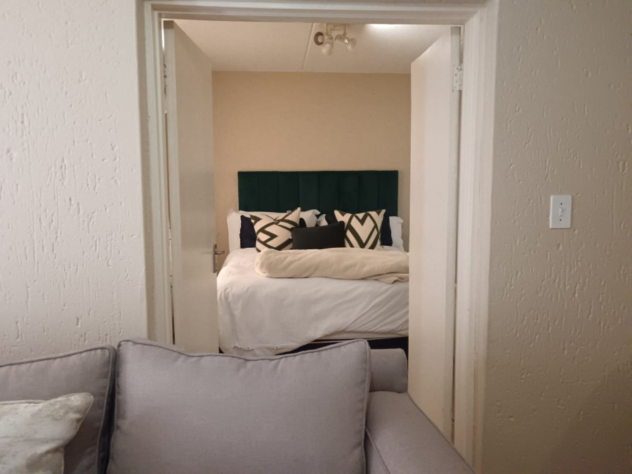 1 Bedroom Property for Sale in Ferndale Gauteng