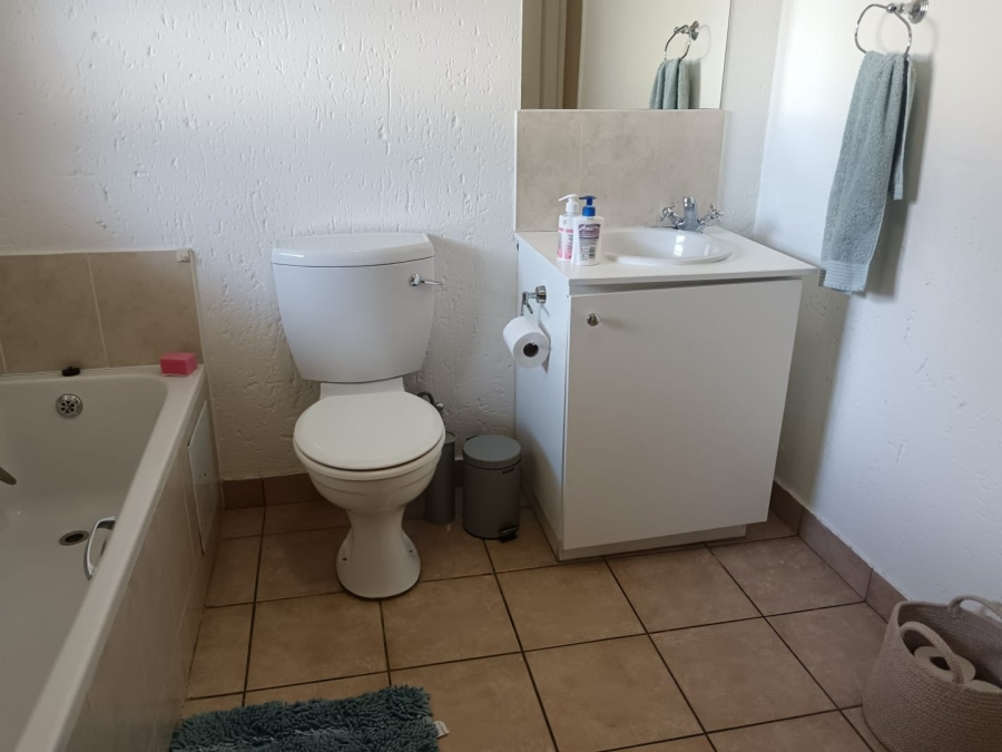 1 Bedroom Property for Sale in Ferndale Gauteng