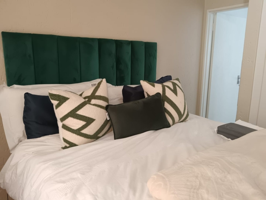 1 Bedroom Property for Sale in Ferndale Gauteng
