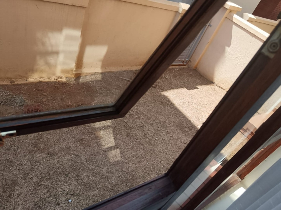 1 Bedroom Property for Sale in Ferndale Gauteng