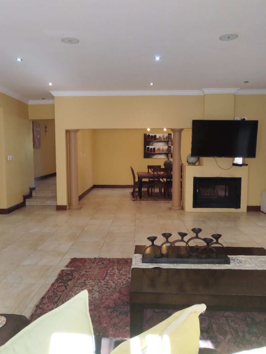  Bedroom Property for Sale in Savannah Hills Estate Gauteng