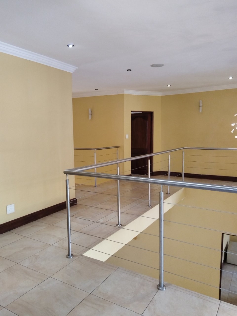 Bedroom Property for Sale in Savannah Hills Estate Gauteng