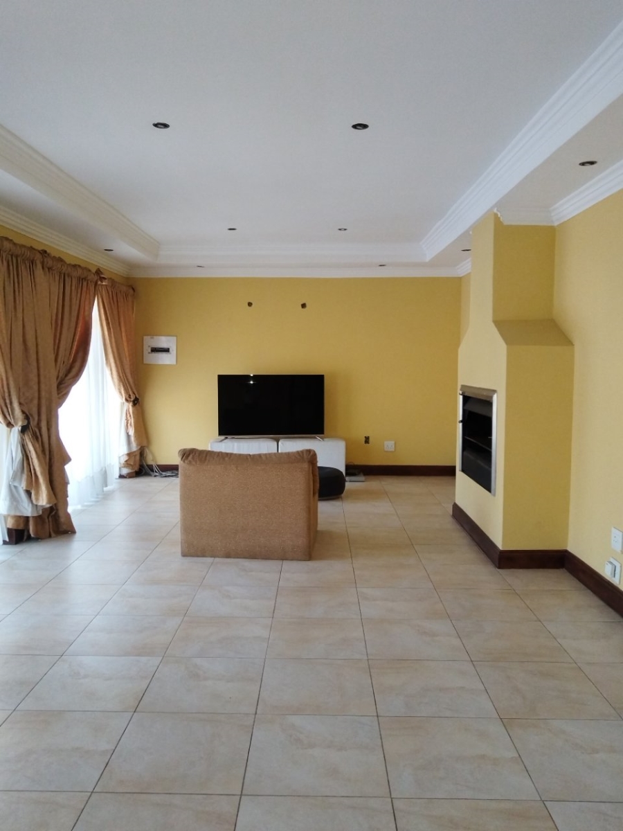  Bedroom Property for Sale in Savannah Hills Estate Gauteng