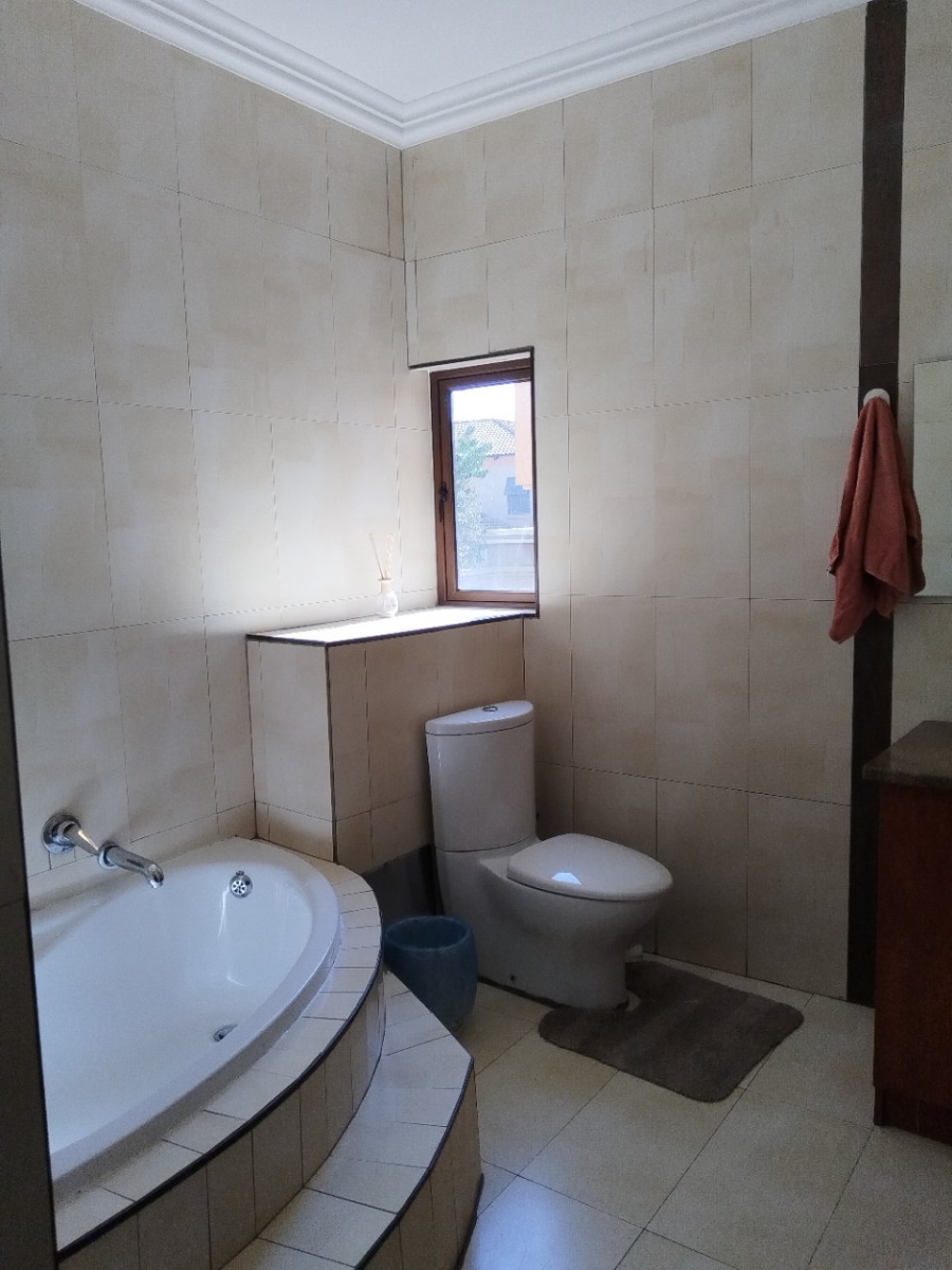  Bedroom Property for Sale in Savannah Hills Estate Gauteng