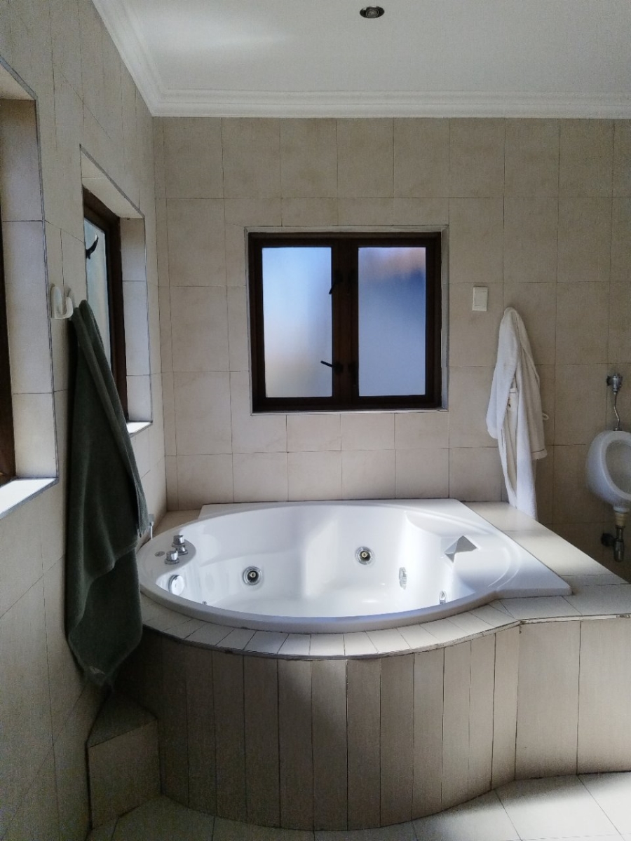  Bedroom Property for Sale in Savannah Hills Estate Gauteng