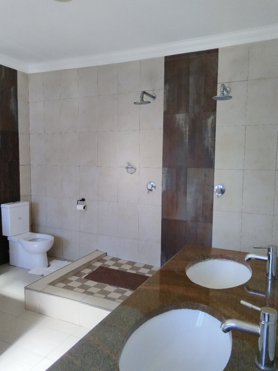  Bedroom Property for Sale in Savannah Hills Estate Gauteng