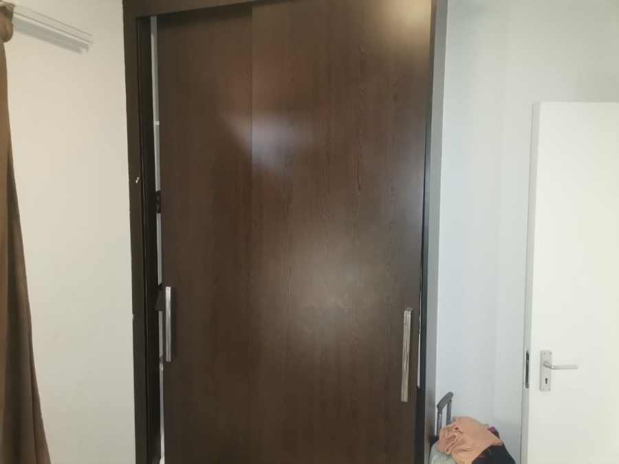 2 Bedroom Property for Sale in Dawn Park Gauteng