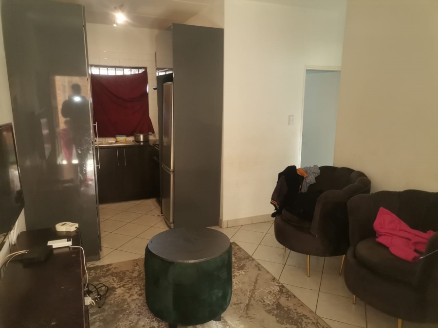 2 Bedroom Property for Sale in Dawn Park Gauteng