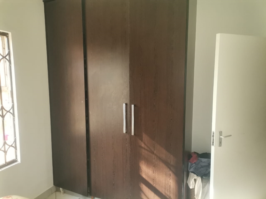 2 Bedroom Property for Sale in Dawn Park Gauteng