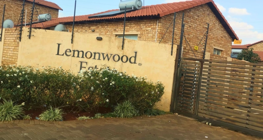 2 Bedroom Property for Sale in Dawn Park Gauteng