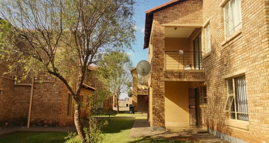 2 Bedroom Property for Sale in Dawn Park Gauteng