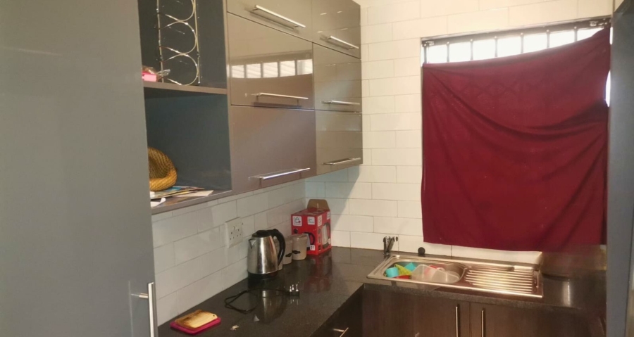 2 Bedroom Property for Sale in Dawn Park Gauteng