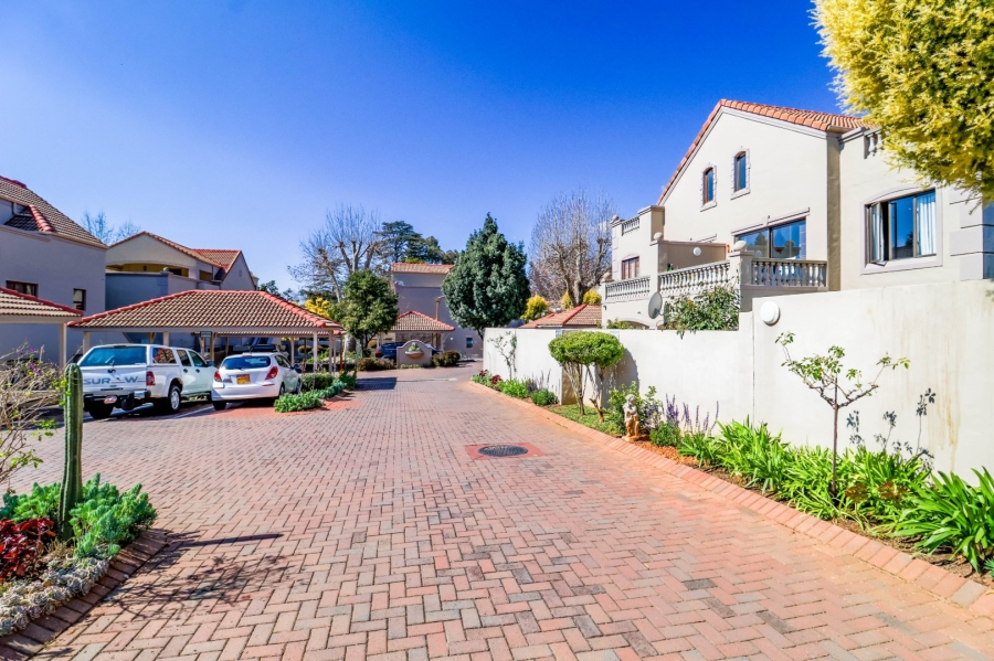 2 Bedroom Property for Sale in Melrose Estate Gauteng