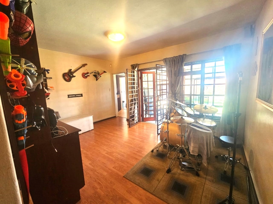 3 Bedroom Property for Sale in Newlands Gauteng