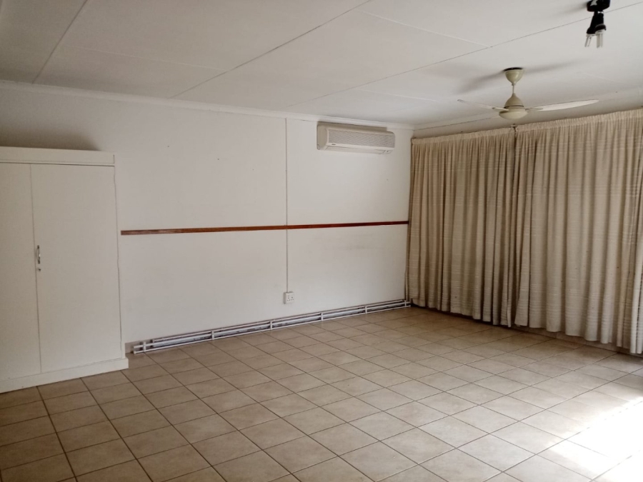 3 Bedroom Property for Sale in Meyerspark Gauteng