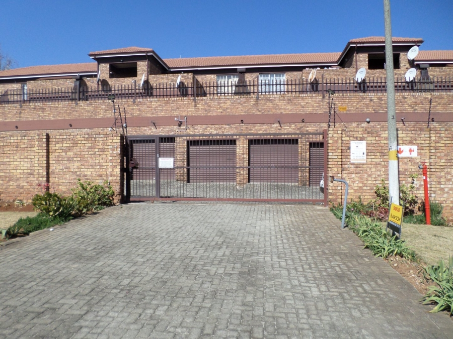 2 Bedroom Property for Sale in Croydon Gauteng