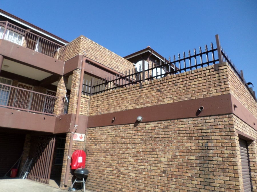2 Bedroom Property for Sale in Croydon Gauteng