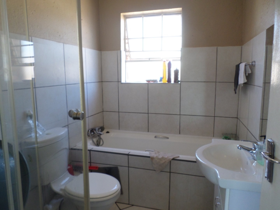 2 Bedroom Property for Sale in Croydon Gauteng
